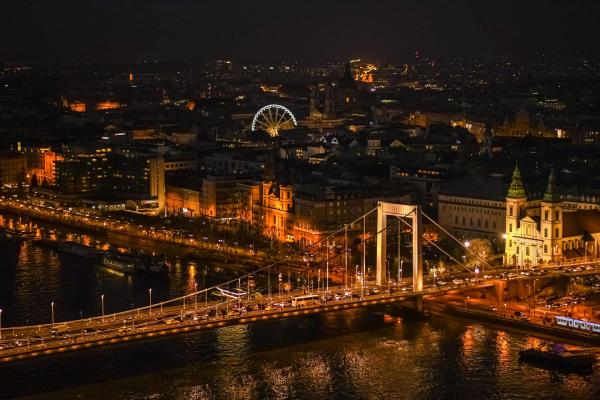 Budapest éjszaka – Éttermek, bárok és esti programok a belvárosban